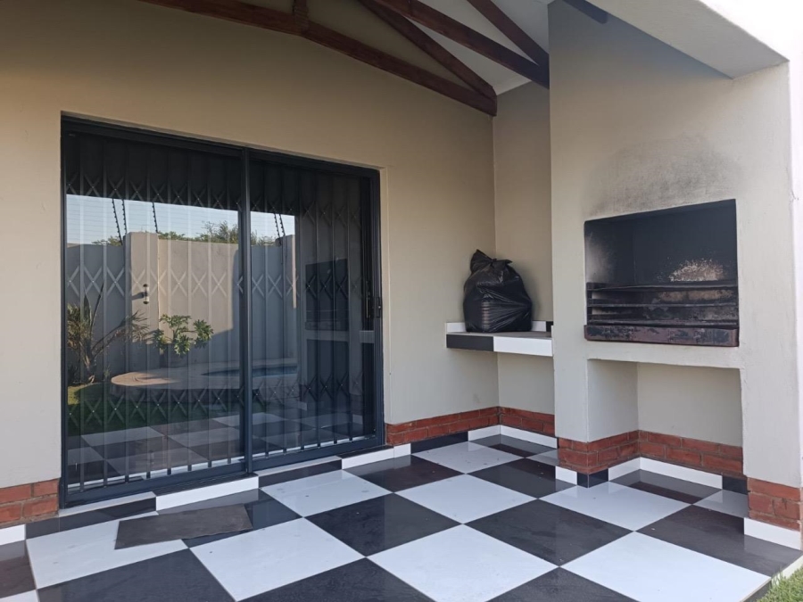 To Let 3 Bedroom Property for Rent in Waterkloof A H North West